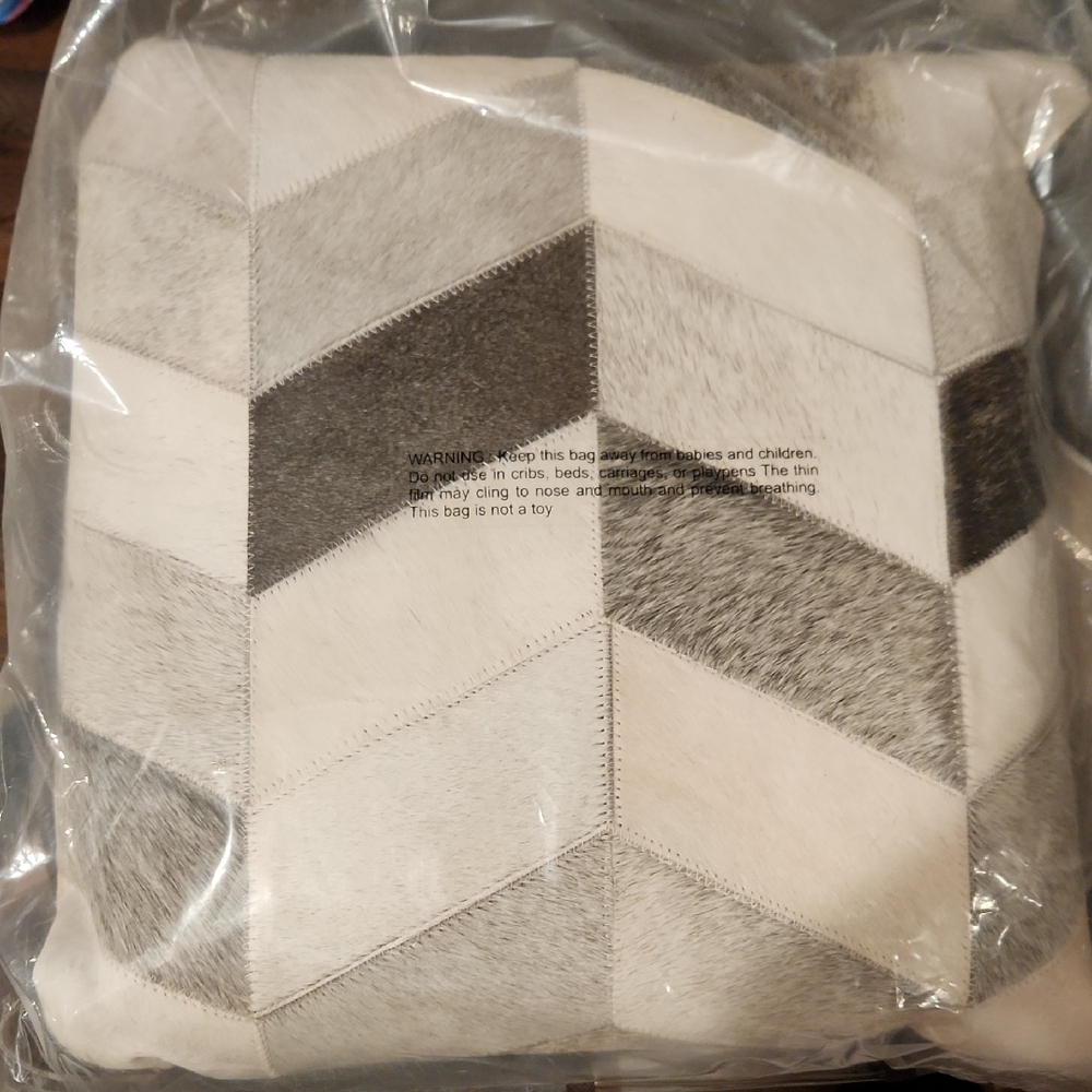 Chevron Patterned Decorative Pillow